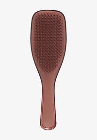 b952e91a-f395-467d-a8ed-703ce8d964fa