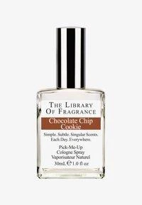 chocolate chip cookie