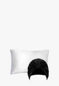 b7a8abb8-6a4c-42c4-b568-9b247f278461