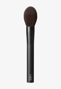#14 bronzer brush